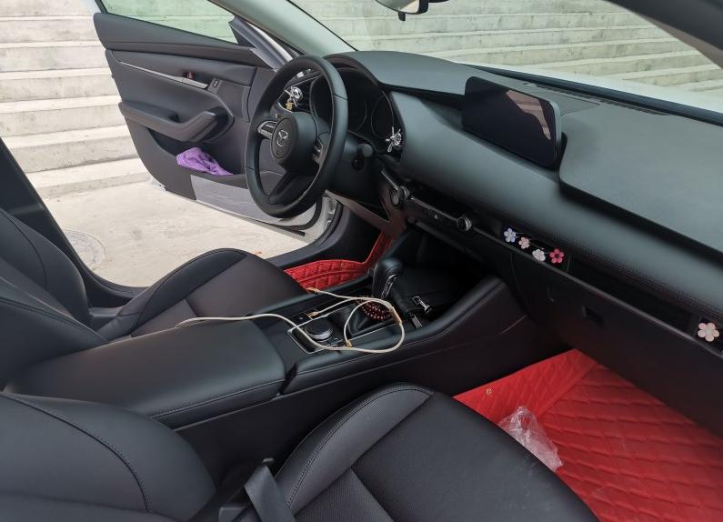 马自达昂克赛拉1.5升0到100加速,马自达昂克赛拉1.5l油耗8个