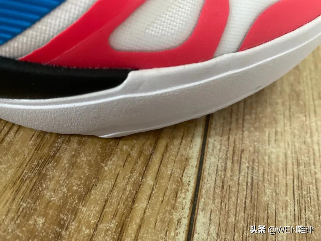 吊打阿迪耐克的跑鞋,吊打nike的安踏球鞋