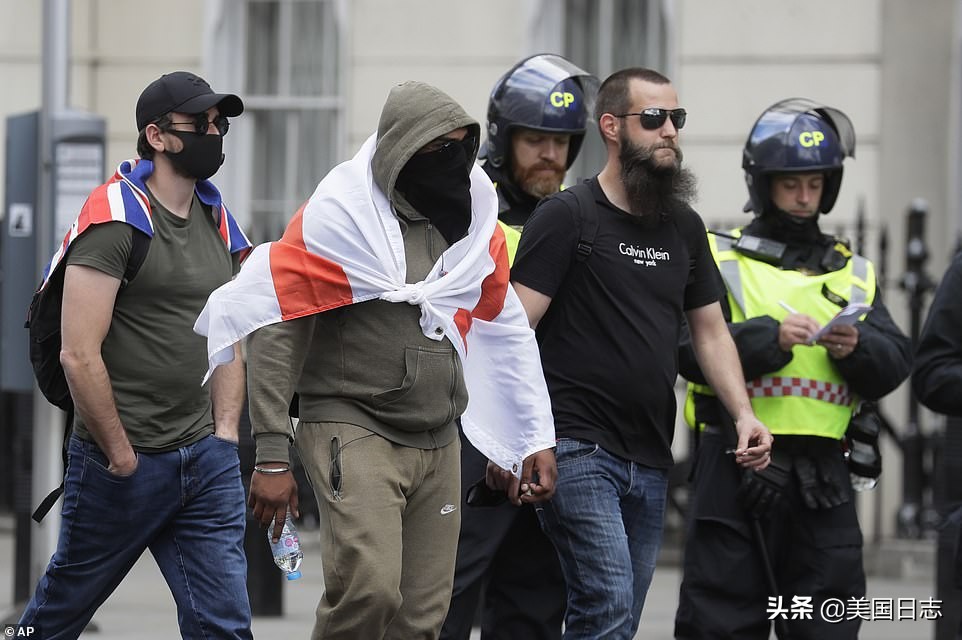 浼︽暒绉嶆棌楠氫贡浜嬩欢,鑻卞浗鐖嗗彂楠氫贡瀹炲綍瑙嗛