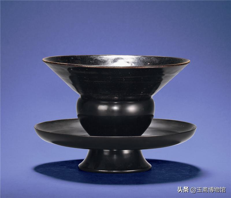 宋代吉州窑顶级瓷器 (宋代哥窑瓷器拍卖纪录)