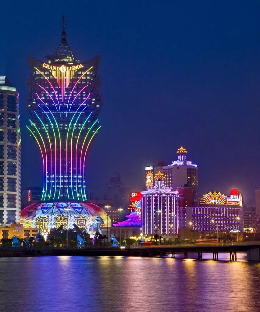 香港富豪市值低为什么还那么有钱,香港前十大富豪财富