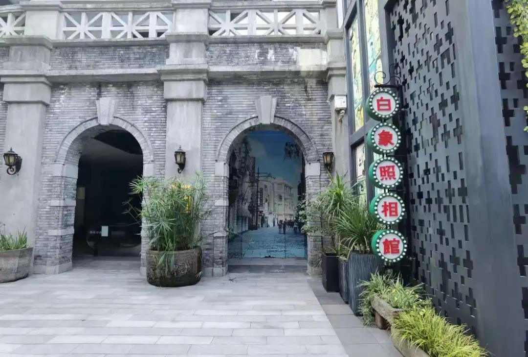 重庆白象街历史,重庆白象街有商场吗