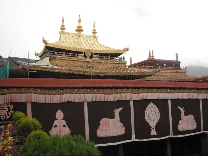 女孩独自一个人去旅游的心理,独自一人去西藏在哪里最好