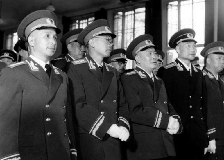 1955年琼崖纵队有几个将军,琼崖纵队后来有人获得军衔吗