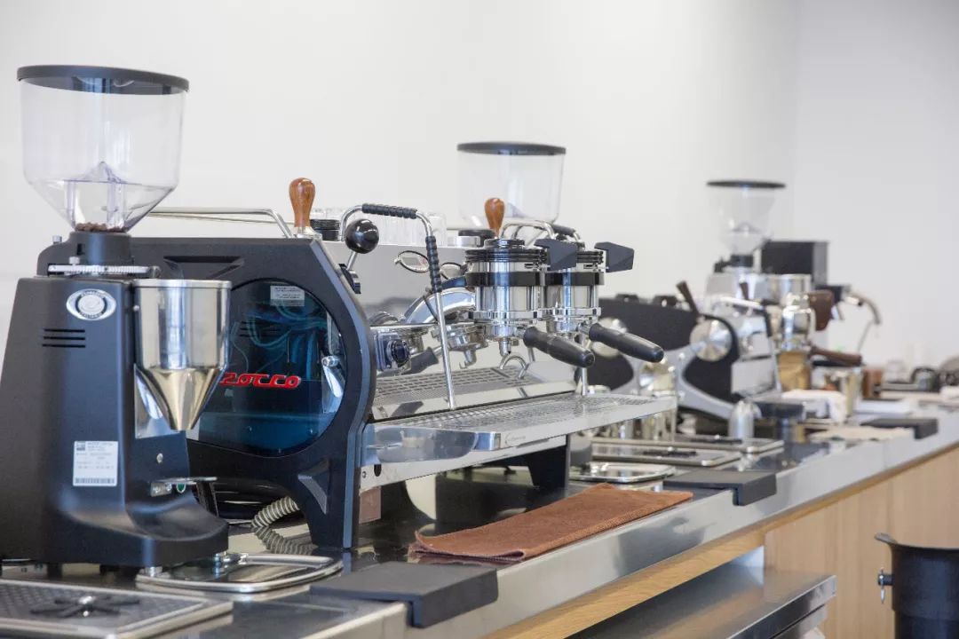 中赫时尚咖啡,中赫时尚咖啡学院学费