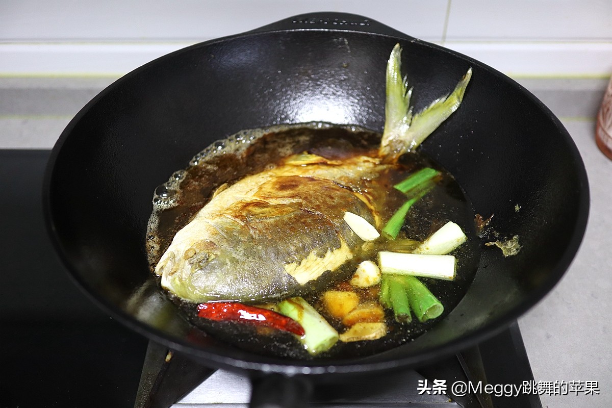 今年年夜饭必须要有这道美味佳肴,年夜饭非常有牌面的一道鱼必学