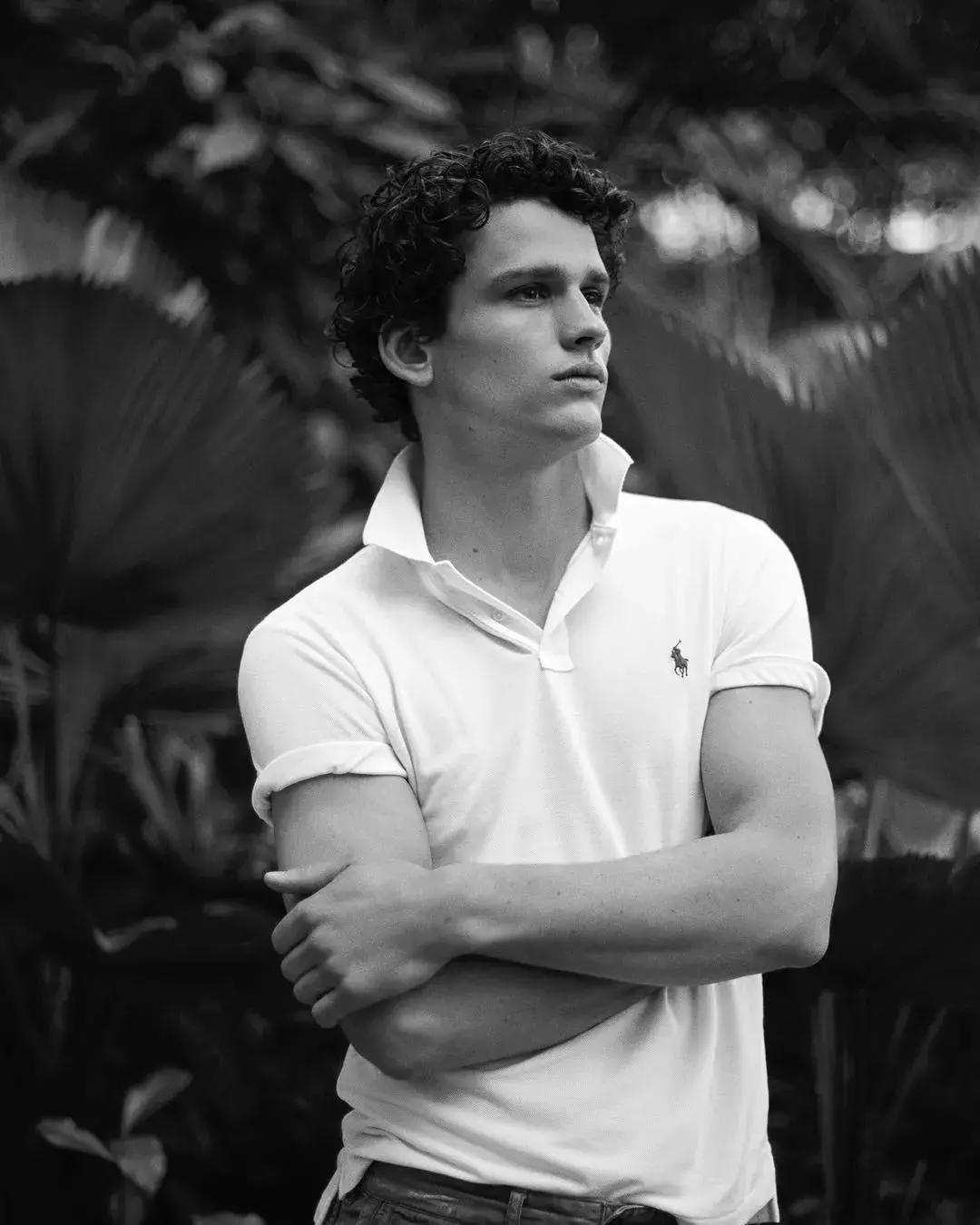 polo领怎么搭配出高级感,polo领休闲时尚