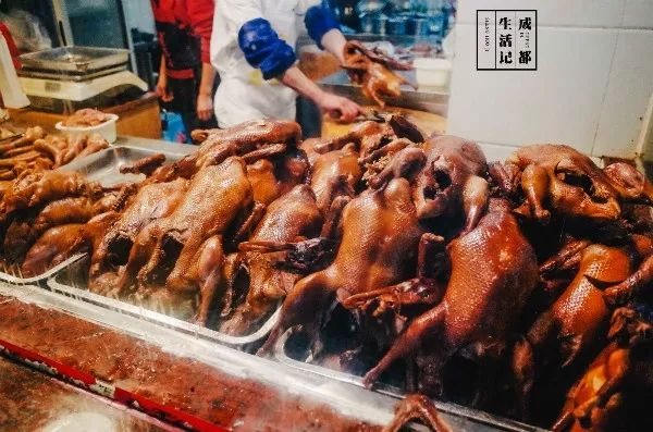 成都同根生,成都北门对比南门