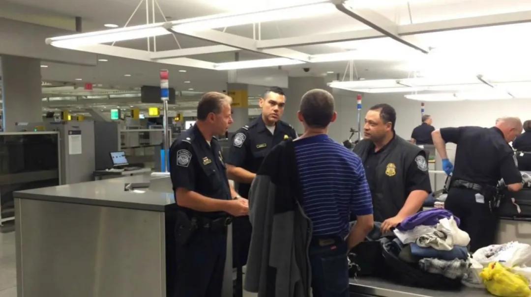 带少量药品入境美国不申报,入境美国自己吃的药需要申报吗