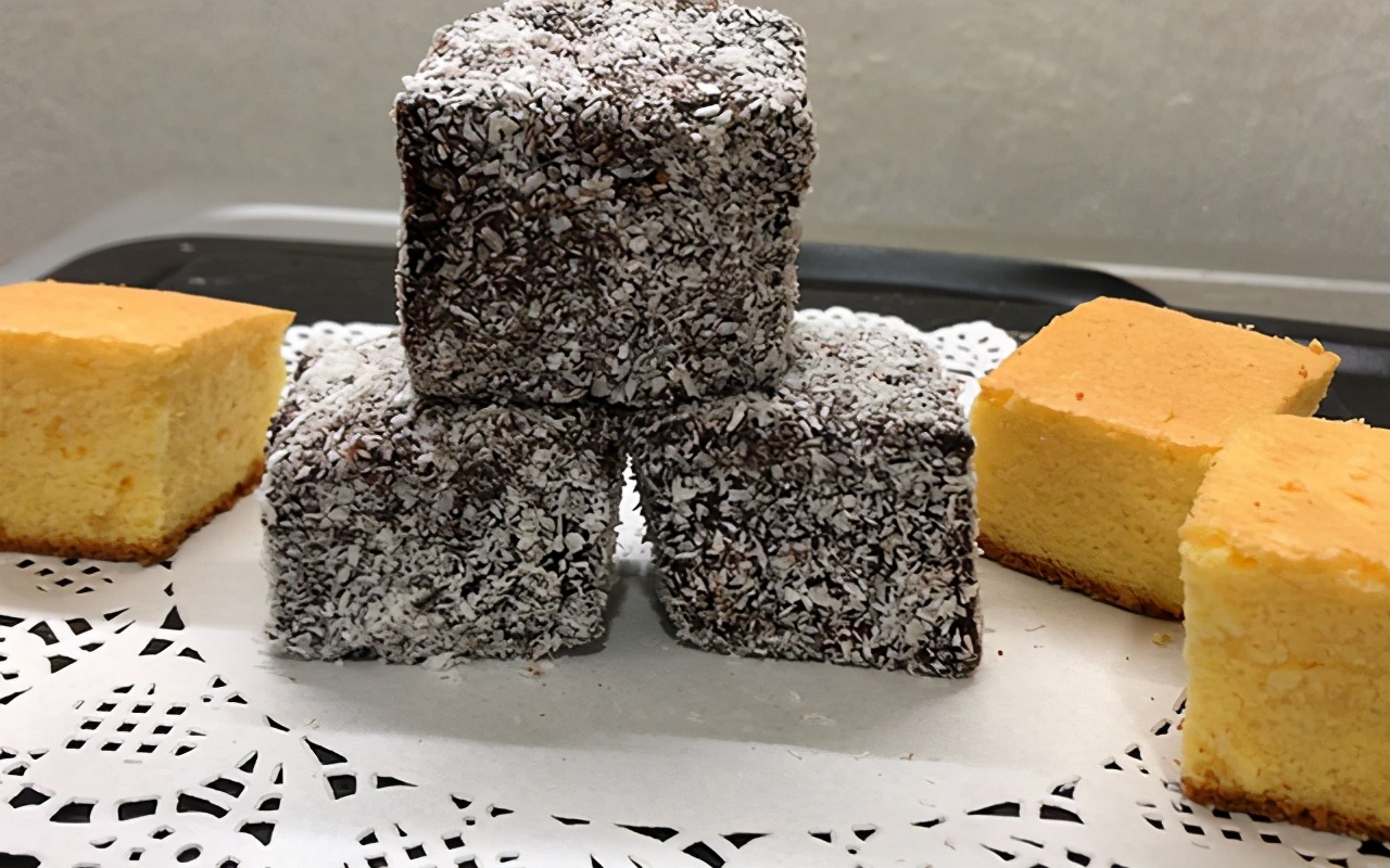 一款简易却颠覆你认知的蛋糕,莱明顿蛋糕