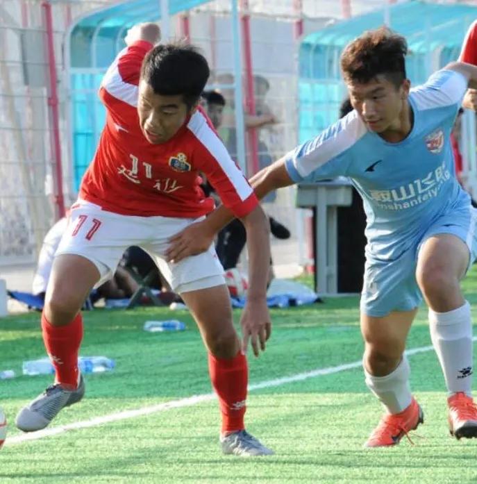 “龙井海兰江”杯邀请赛今天开赛——延边大学首战广州恒大，延边海兰江首战广州富力