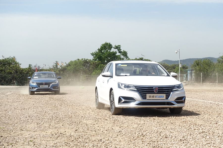 荣威i6plus1.6l自吸动力怎么样,荣威i6plus最新试驾视频