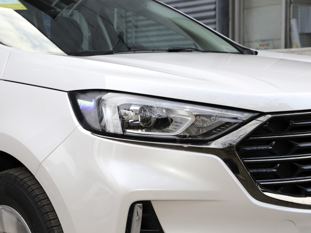 沃尔沃xc60和福特锐界plus哪个好,福特锐界plus2021和昂科威plus