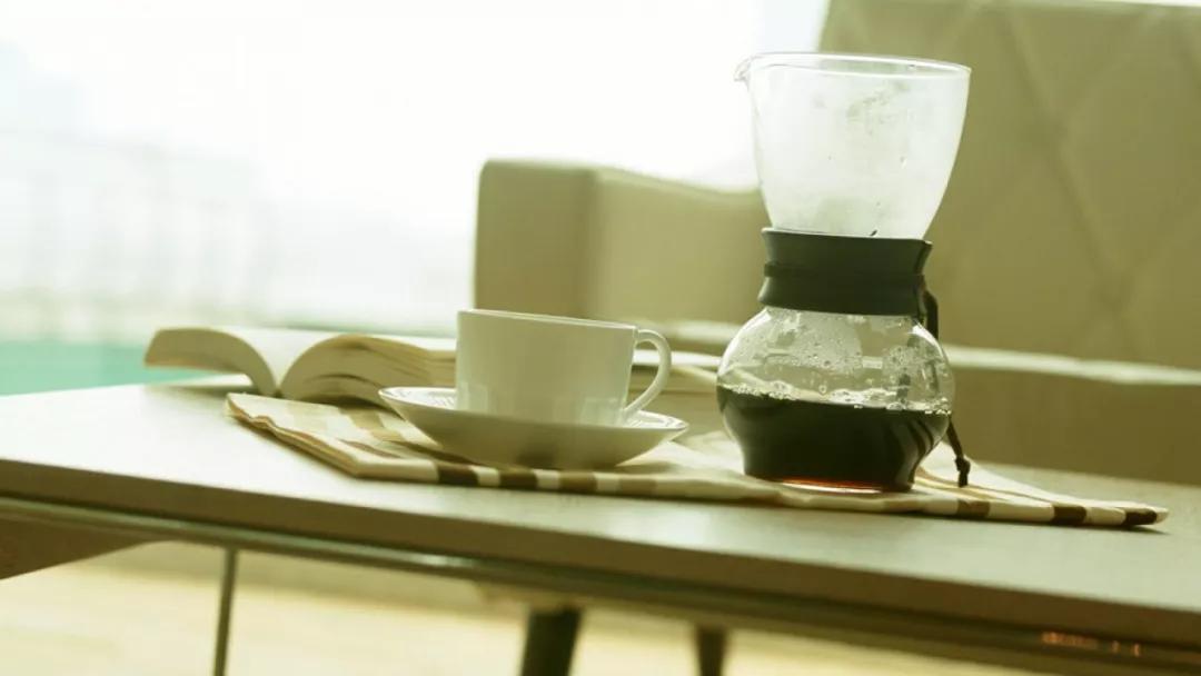 余生一定要找一个会服软的男生,余生找个愿意为你服软的男人文案