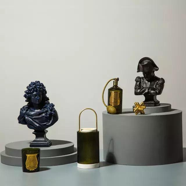 时髦精の恋物癖：易拉罐香水、玳瑁牙刷、“爱马仕”香氛...