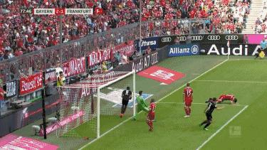 德甲联赛法兰克福取胜,法兰克福捍卫德甲荣耀欧联冠军