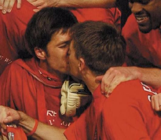 利物浦欧冠登顶,亨德森见证利物浦逆转