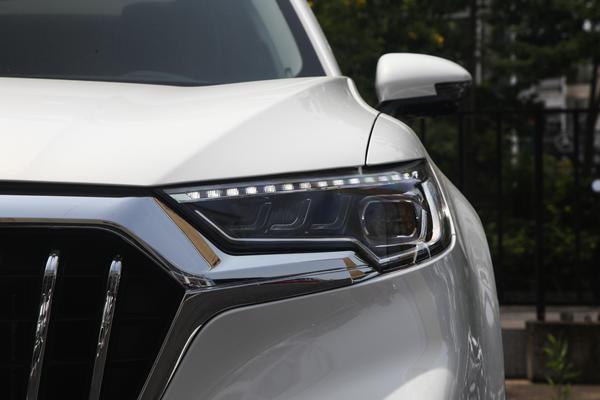 2022年25万左右中大型混动suv推荐,兼顾实惠与实用这款suv值得一看