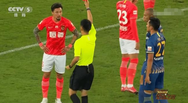 卡纳瓦罗让张琳芃用脑子踢球,卡纳瓦罗指责张琳芃踢球不动脑