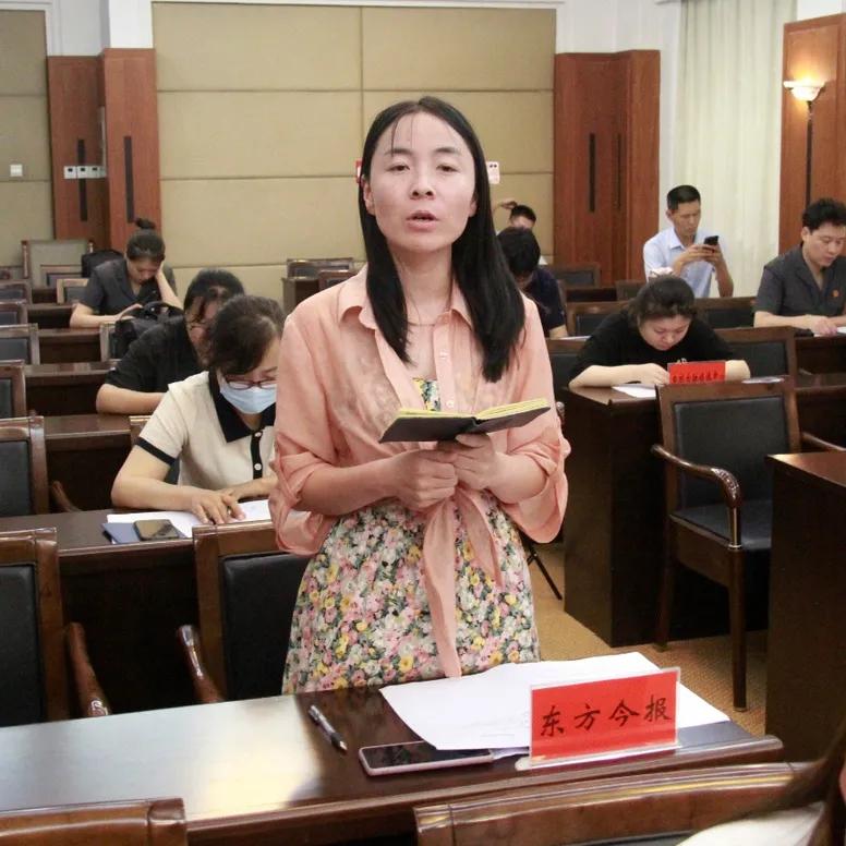 坚决维护中小投资者利益,坚决保护中小投资者合法权益