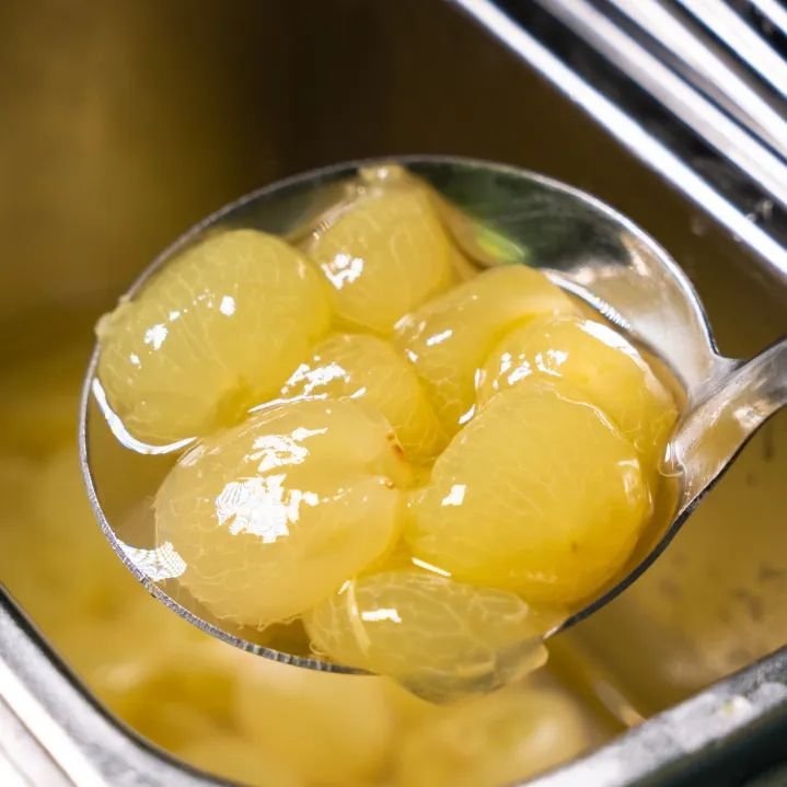 体育西「咖啡研究所」，竟对老广的菠萝啤下手了