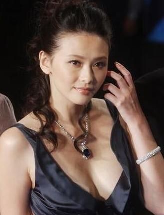 从“槟榔妹”到“台湾毒后”，萧淑慎的故事比你想象的还要恶劣