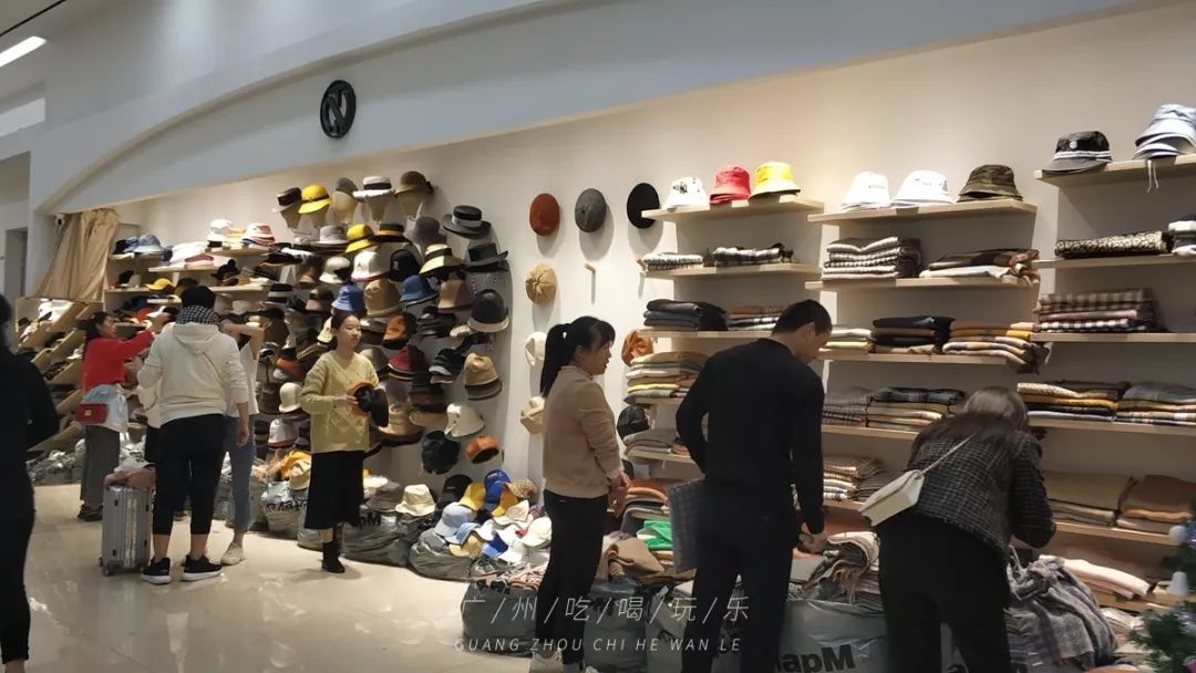 韩国东大门服装批发有几个大楼,广州韩国东大门服装批发拿货