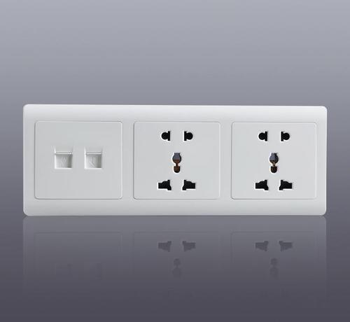 三岁宝宝误将502滴入眼中,宝宝误把502滴入眼睛