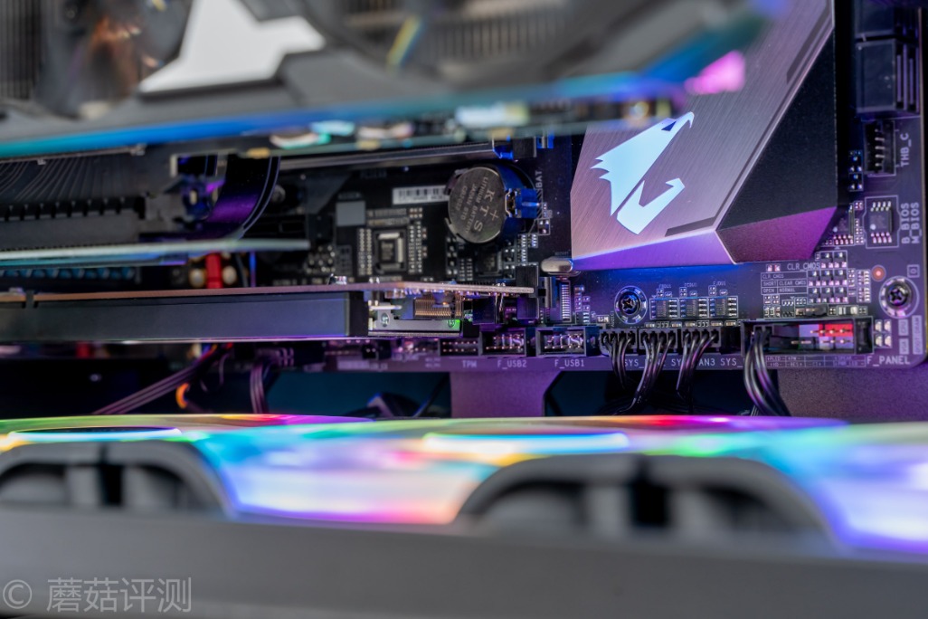 极速插拔，解锁更多使用姿势、ICYDock硬盘抽取盒PCI转M2评测