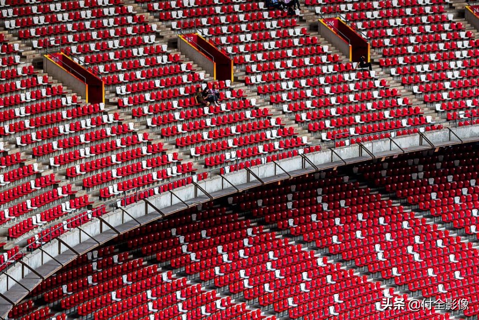 鸟巢沸腾瞬间,鸟巢合唱爱如潮水