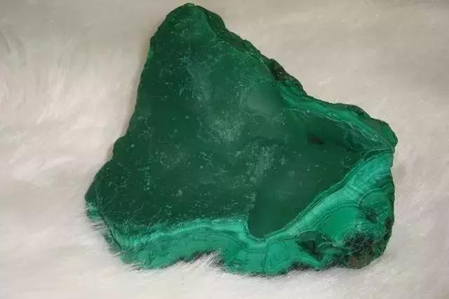 玉石的种类及鉴定标准图片,玉石的分类及鉴别图片