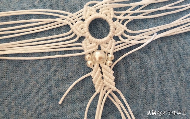 七彩莲花挂件的编法,梅花挂件编法教程