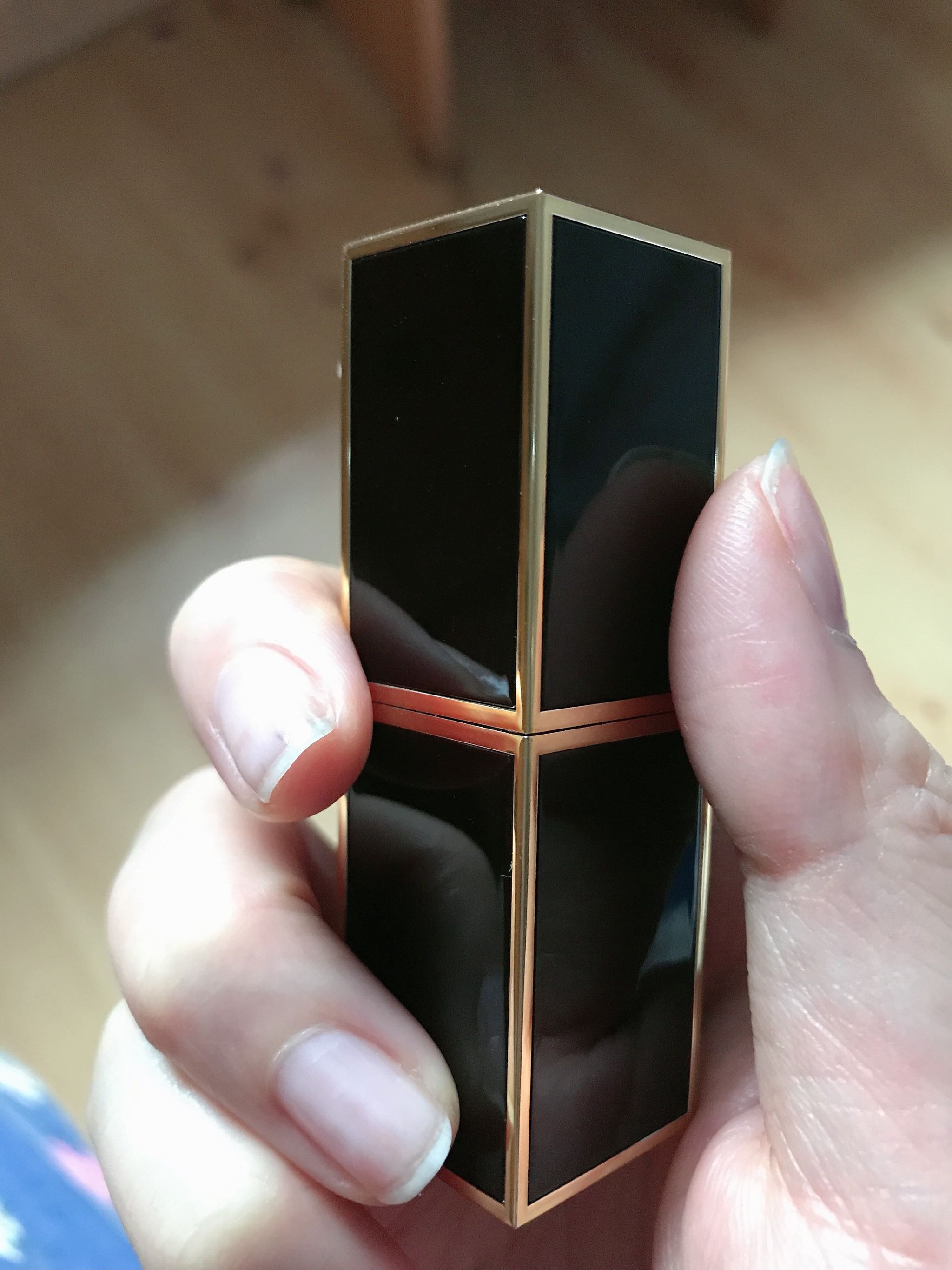 汤姆福特tf15颜色偏黑,汤姆福特15黑管