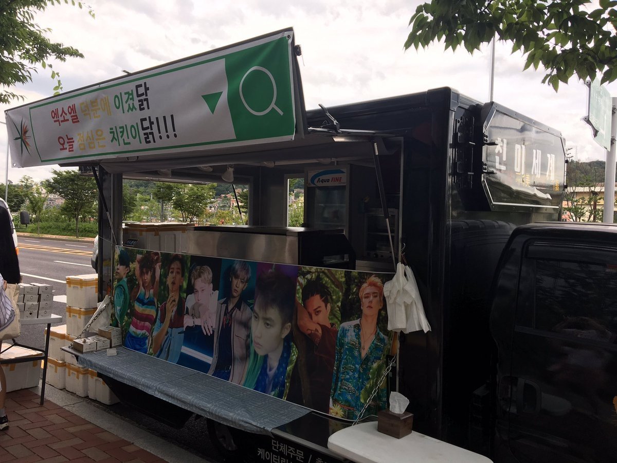 出道18年竟然有30年粉丝,出道八周年对粉丝来说意味着什么