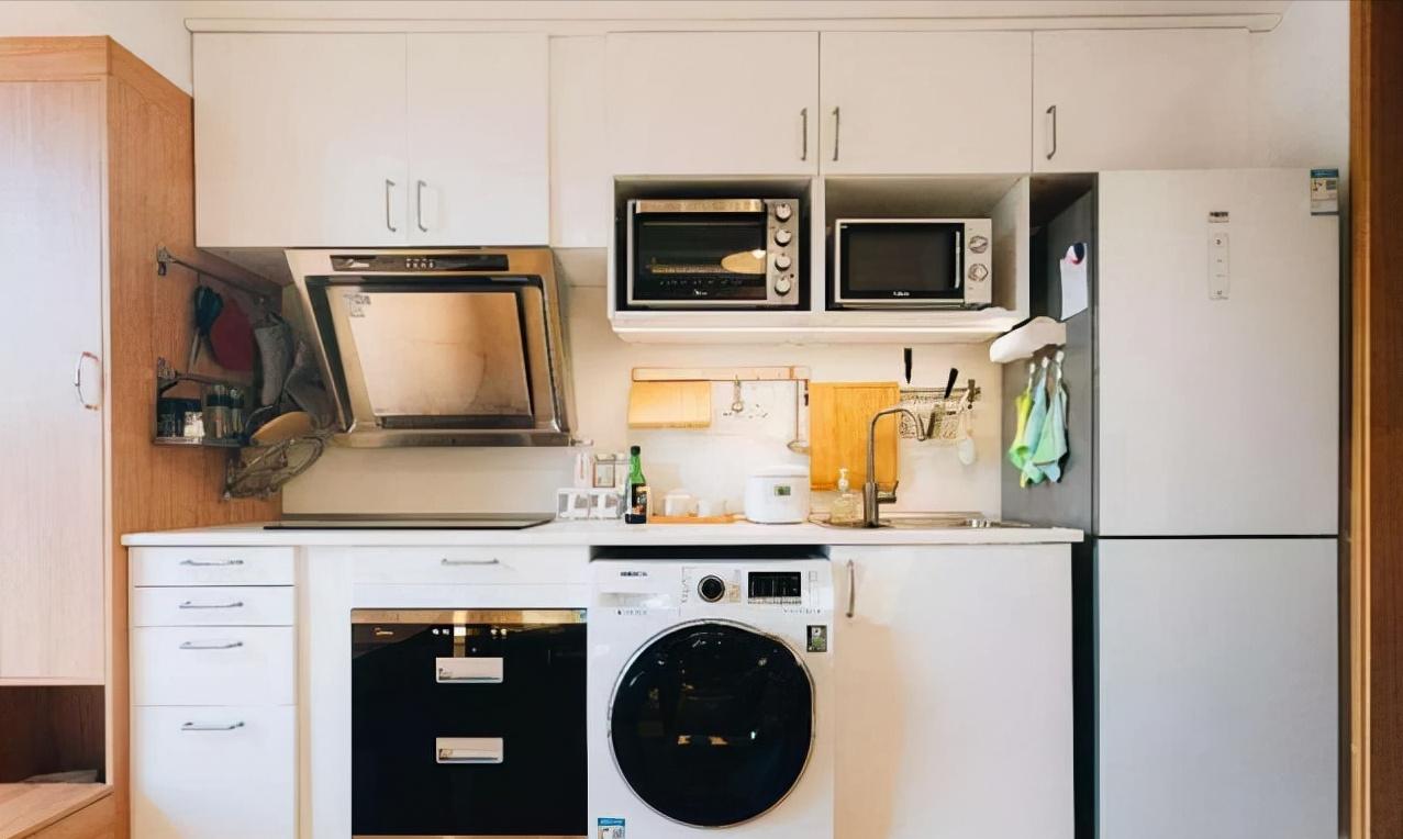 微波炉和烤箱热饭菜不一样吗,烤箱微波炉差别