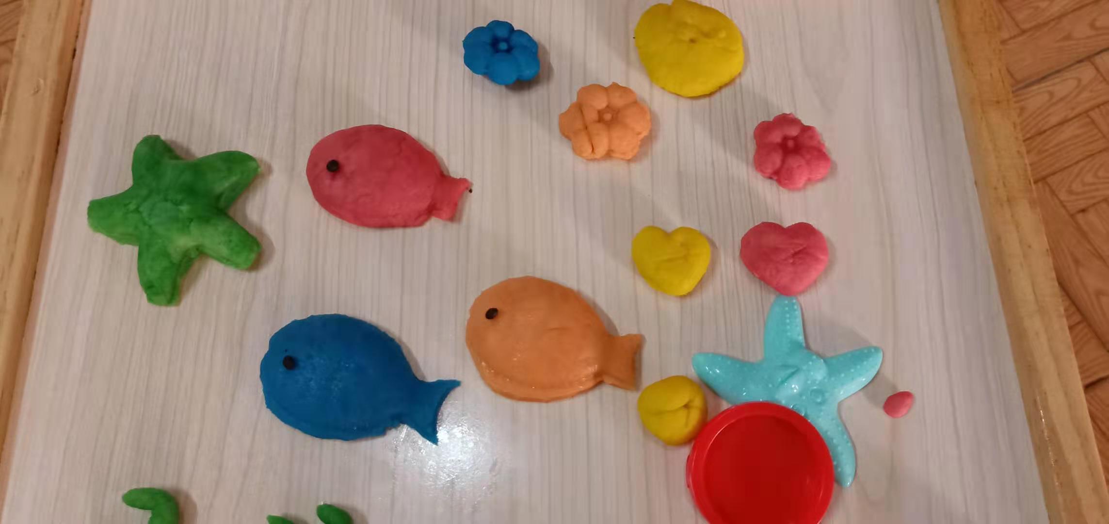 怎么用家里的食材做橡皮泥,怎么给宝宝用面粉做橡皮泥