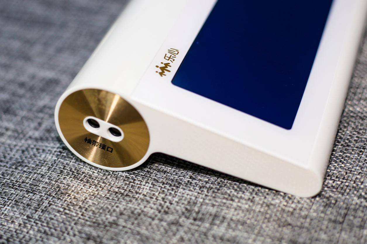 乐心血压计i7,乐心血压计i7怎么换电池