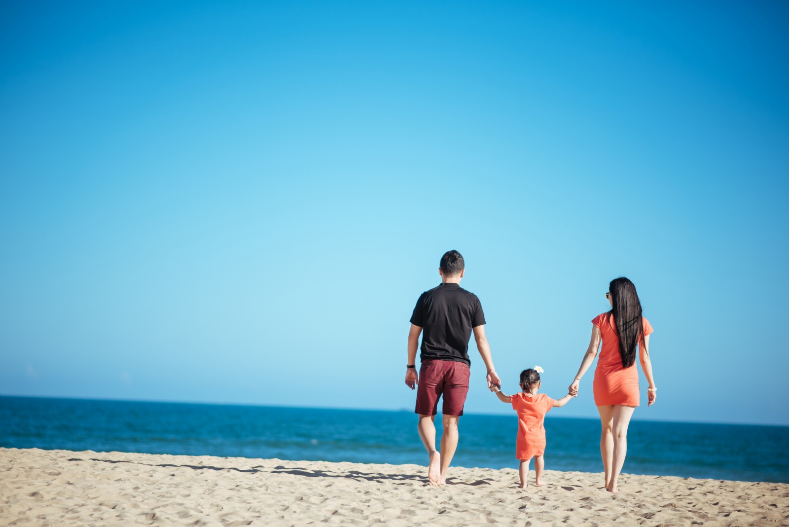 孩子在学校闯祸，聪明父母不吼不叫，做好这四步，依然母慈子孝