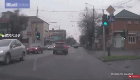 这个手势代表什么意思,中指无名指弯曲这个手势什么意思