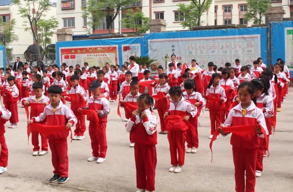 毕节头步桥小学六一儿童节,毕节十九小学校2018年六一儿童节
