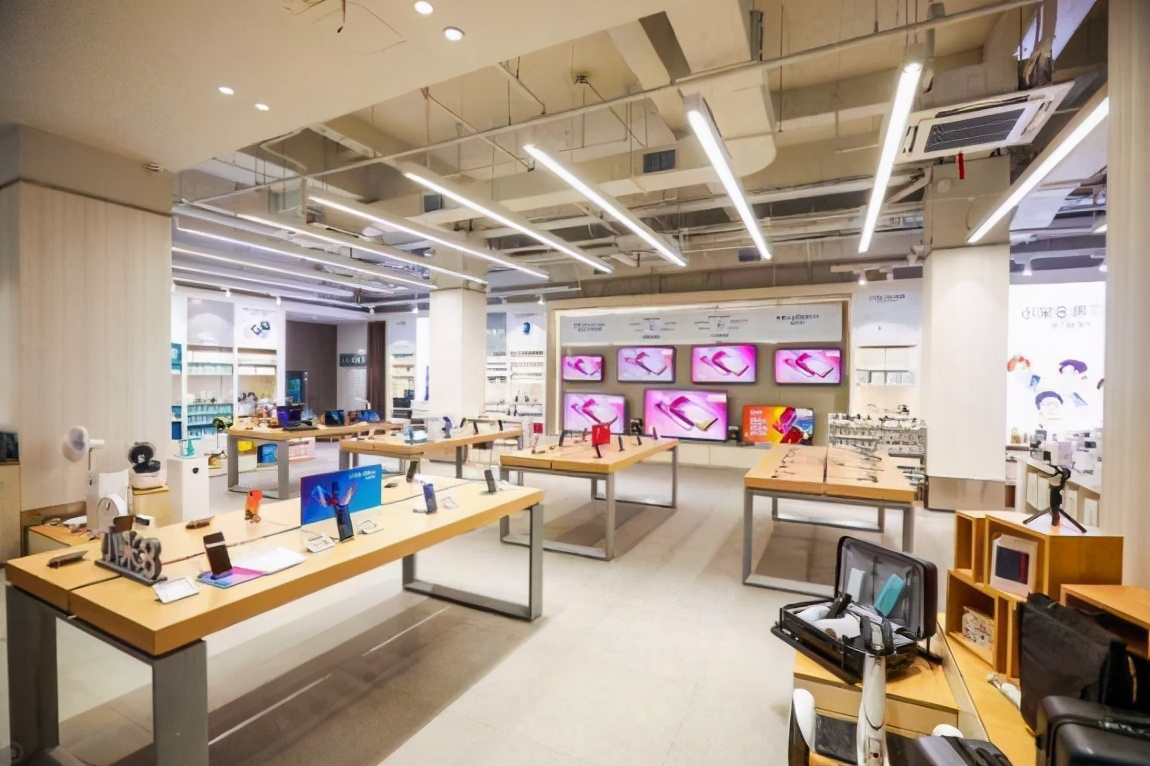 实体店试完转身网购，实体店沦为体验店，为何却不断有人开新店？