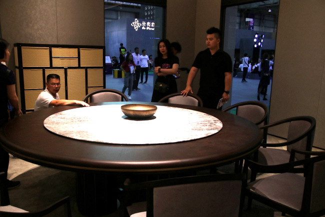 观后感到｜14位主编挑刺传说中重新定义整装的大宅