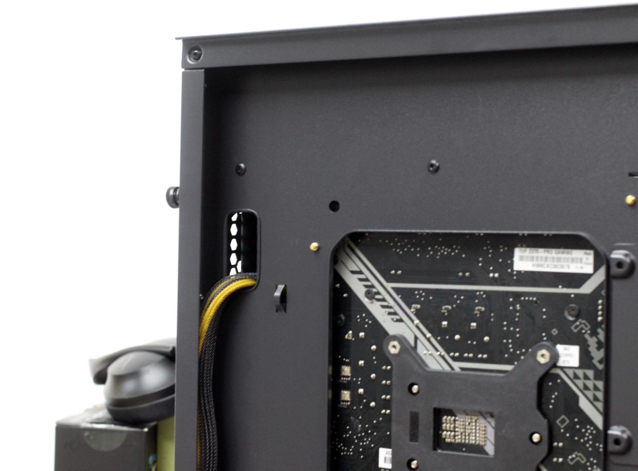 显卡竖装散热最好的机箱,主板和显卡竖装的机箱