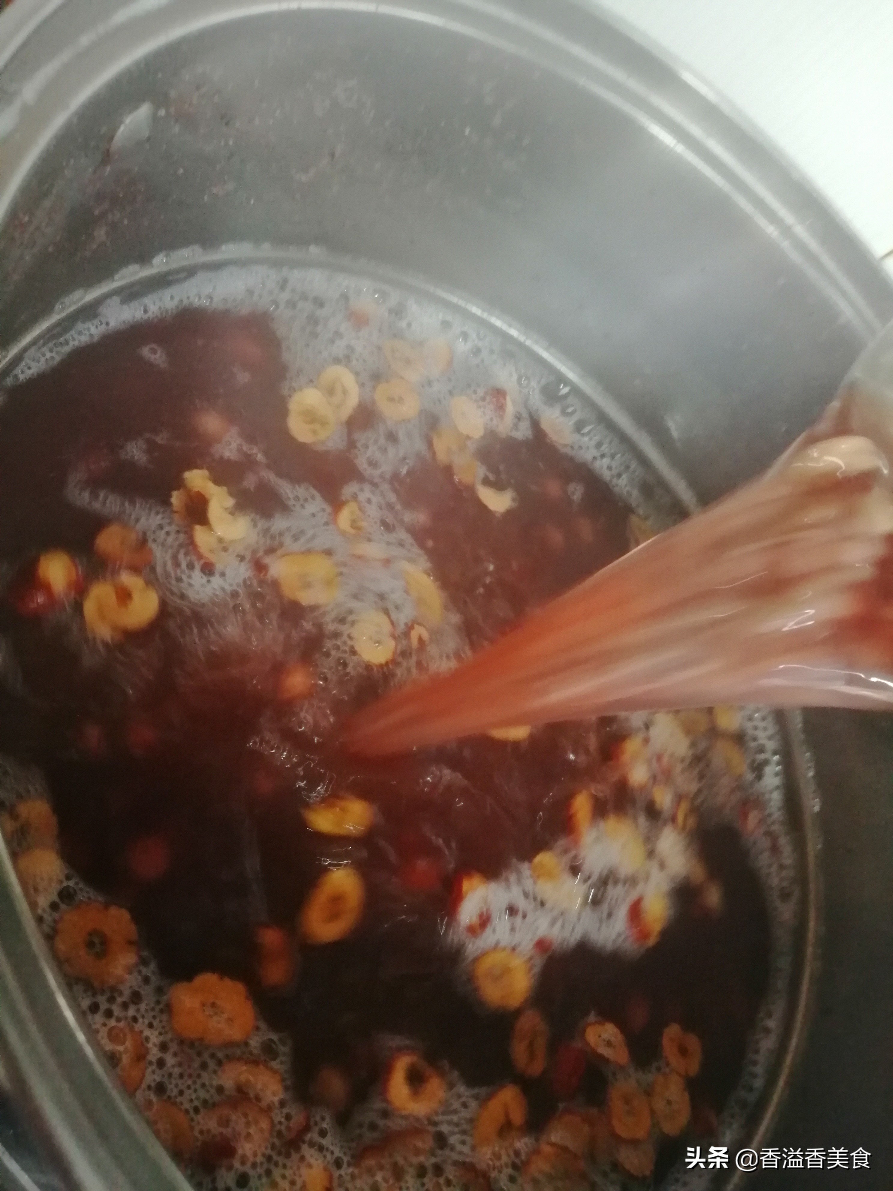 早餐店八宝粥最正宗的做法,开店八宝粥的熬制最快方法