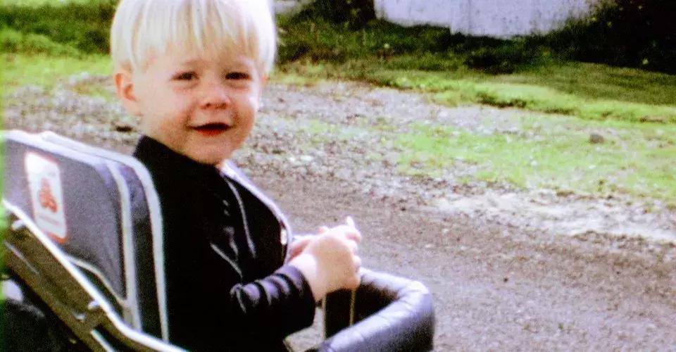 四月是最残忍的季节英文版,四月是最残忍的季节翻译