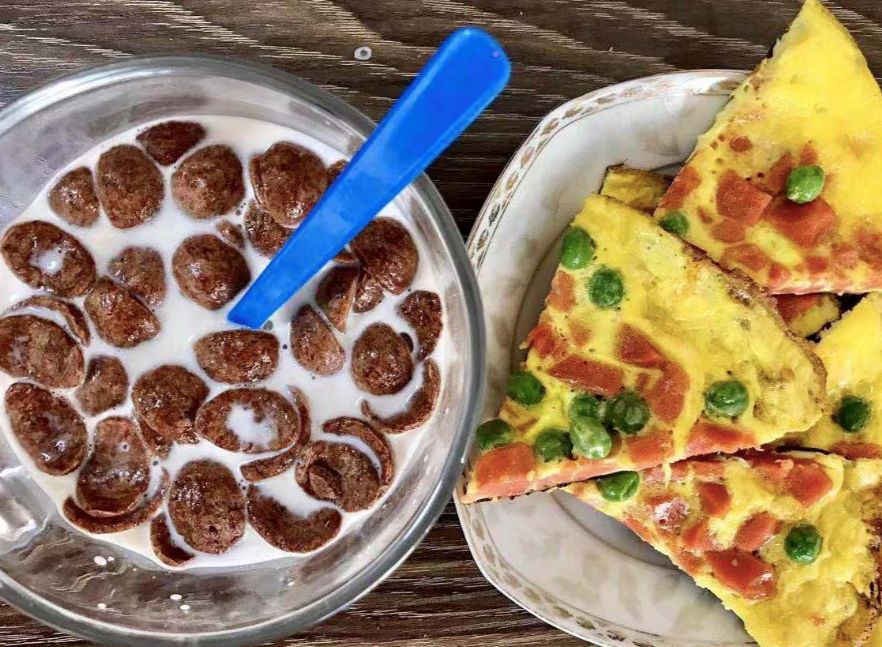 家里用不完的牛奶怎么做好吃的,喝不完的牛奶怎么做好吃的