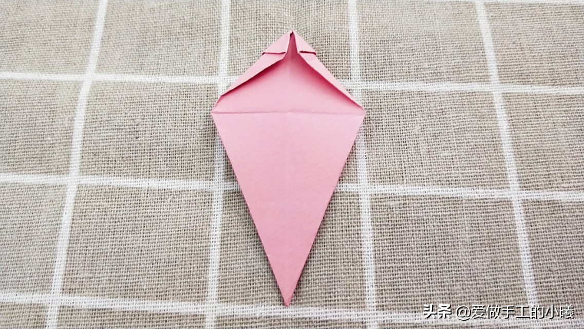 纸折樱花简单,立体五瓣樱花折纸