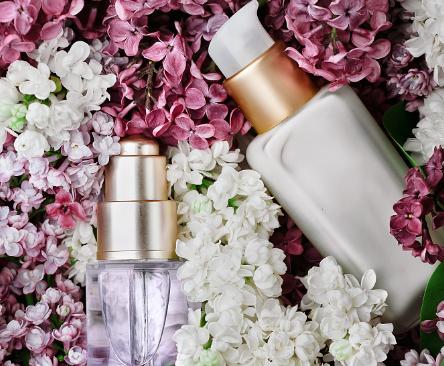 什么样的爽肤水不油腻补水效果好,什么样的爽肤水好用又清爽