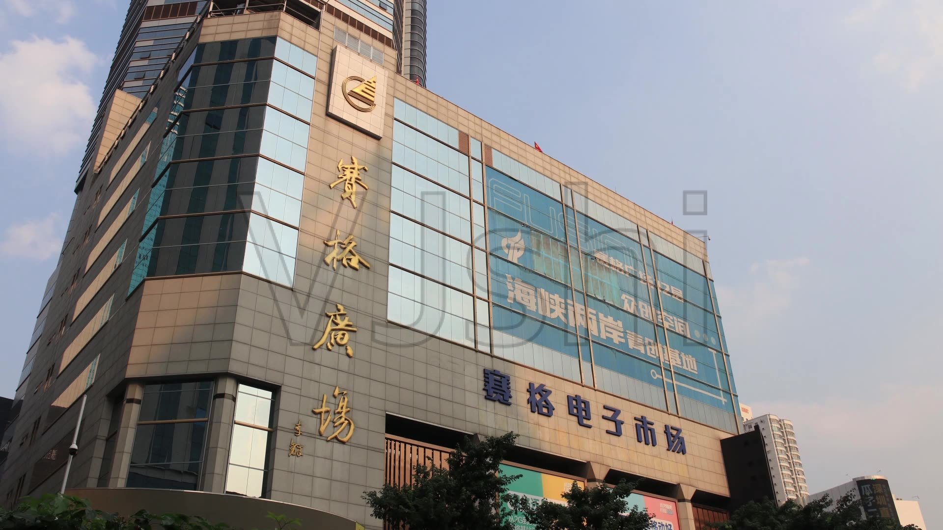 电子第1街华强北有多强？生产线1年赚3000亿，连库克都想租个柜台