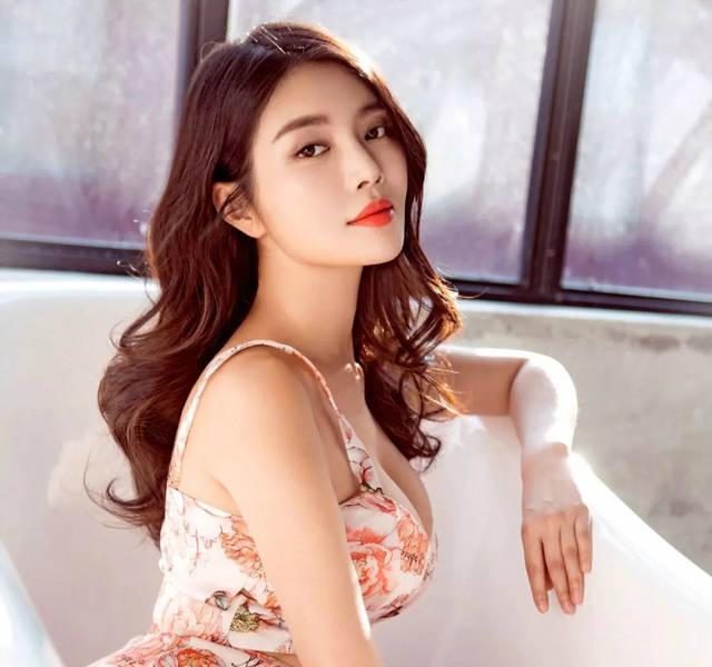 徐冬冬大嫂惊艳相片,徐冬冬大嫂的气质